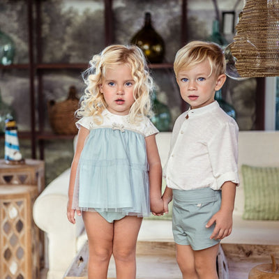 JESUSIN CON CAPOTA Y POLOLO FAMILIA GEMINIS