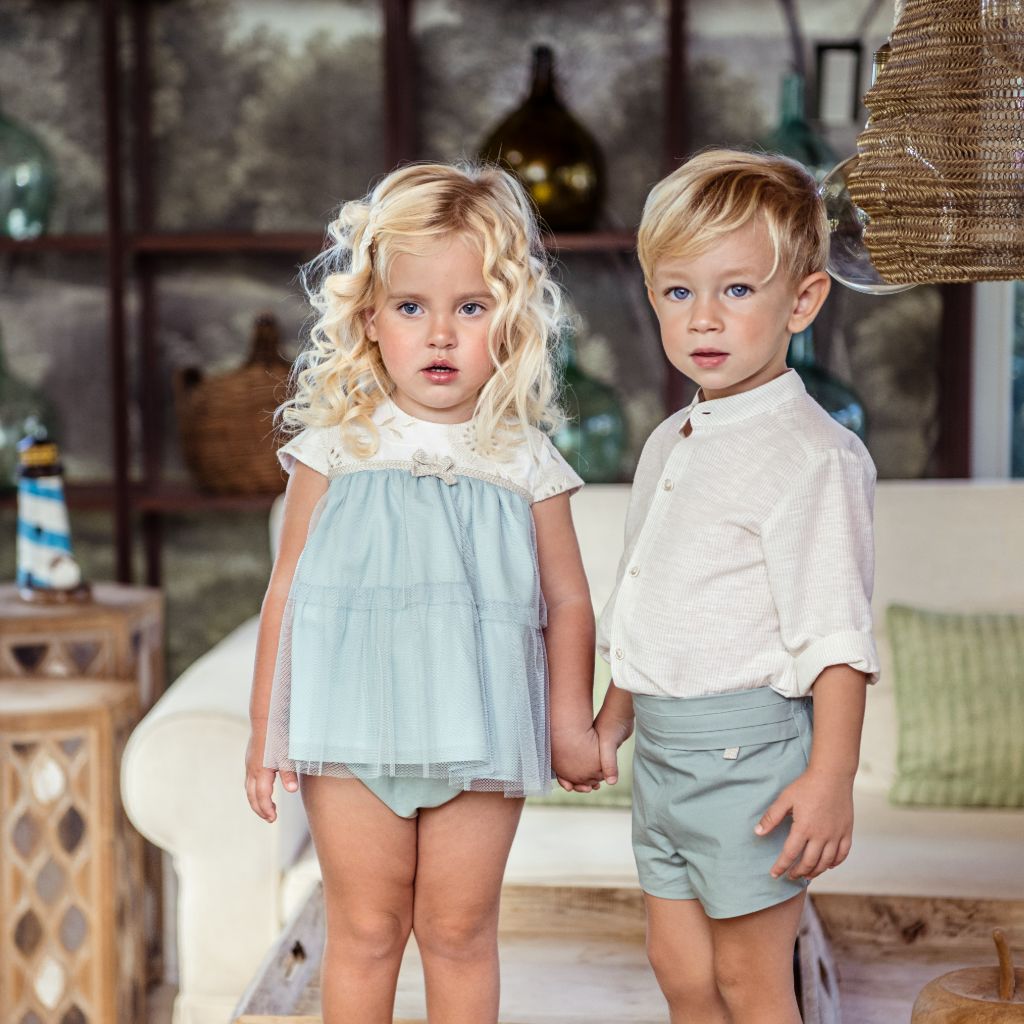 JESUSIN CON CAPOTA Y POLOLO FAMILIA GEMINIS