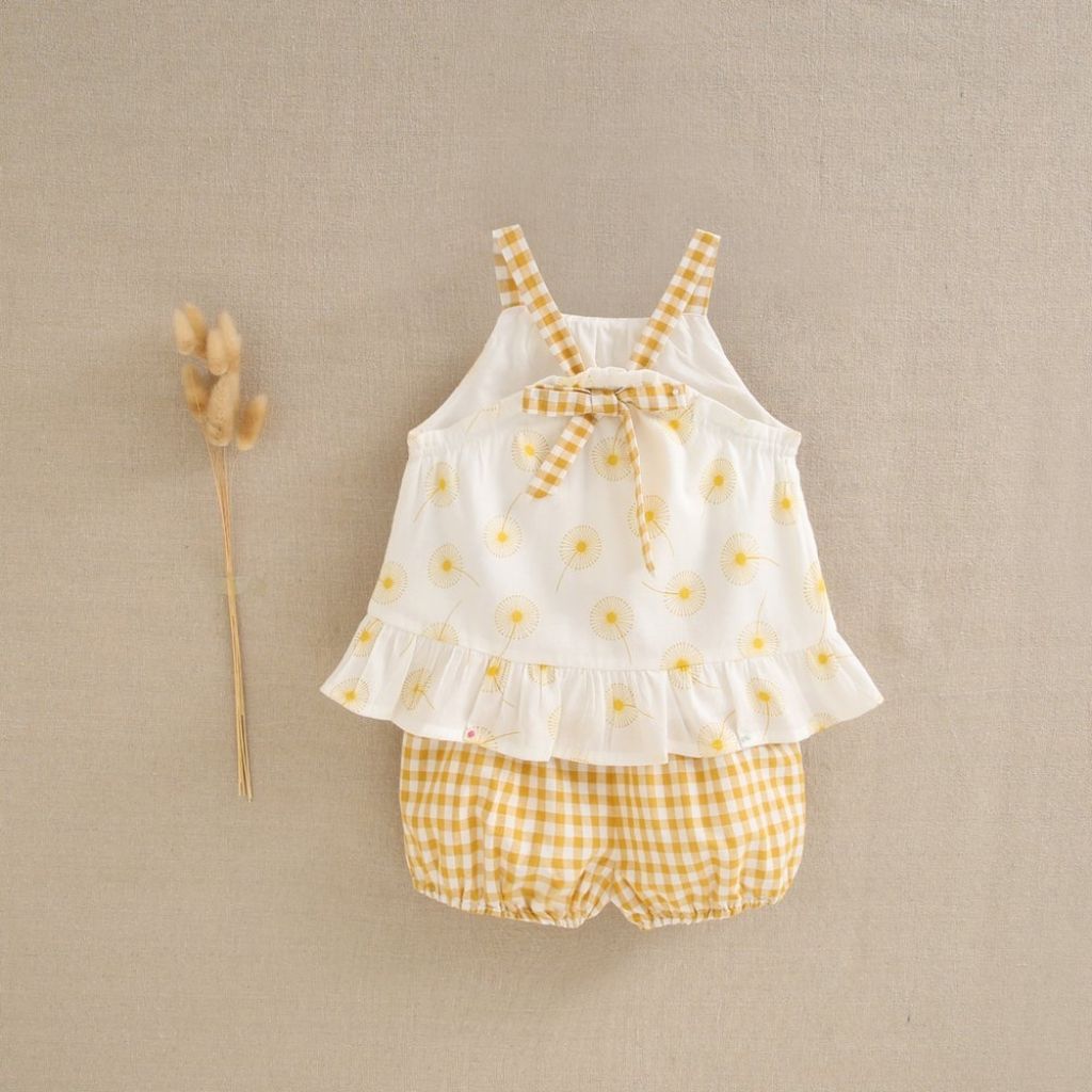 JESUSITO DE BEBÉ NIÑA CON ESTAMPADO DIENTE DE LEÓN EN MOSTAZA