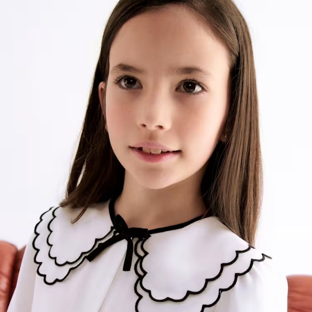 CONJUNTO BLUSA GASA CUELLO BORDADO