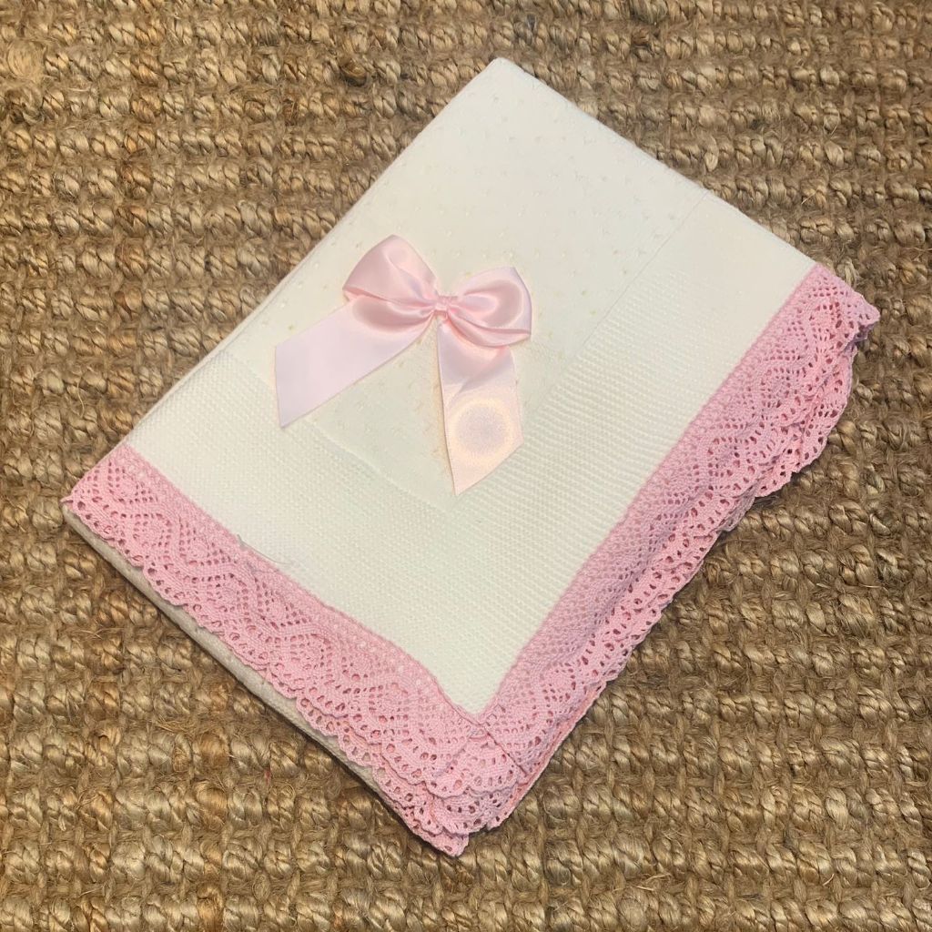 TOQUILLA PUNTILLA BLANCO ROSA