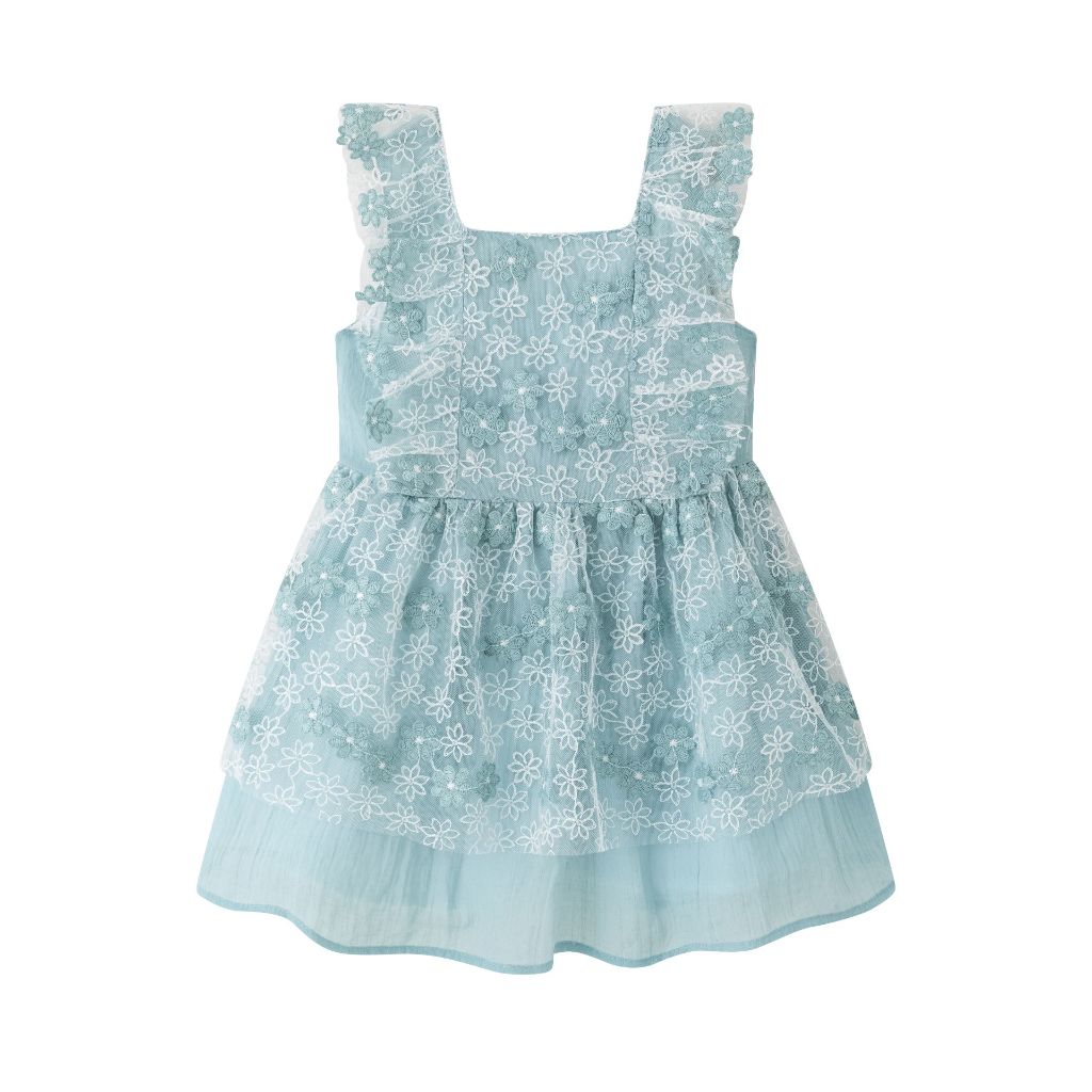 VESTIDO DE NIÑA CON TIRANTES DE VOLANTES. TEJIDO DE TULL CON FLORES