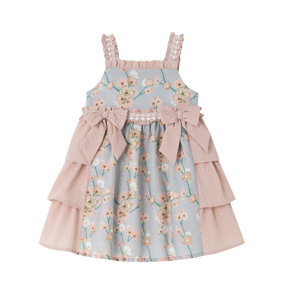 VESTIDO NIÑA VERDE CON FLORES MAQUILLAJE