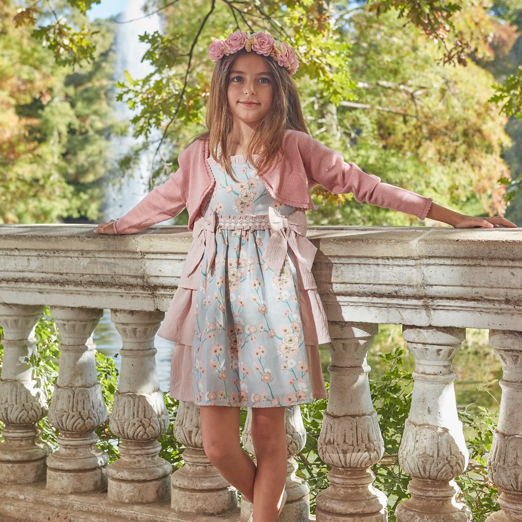 VESTIDO NIÑA VERDE CON FLORES MAQUILLAJE