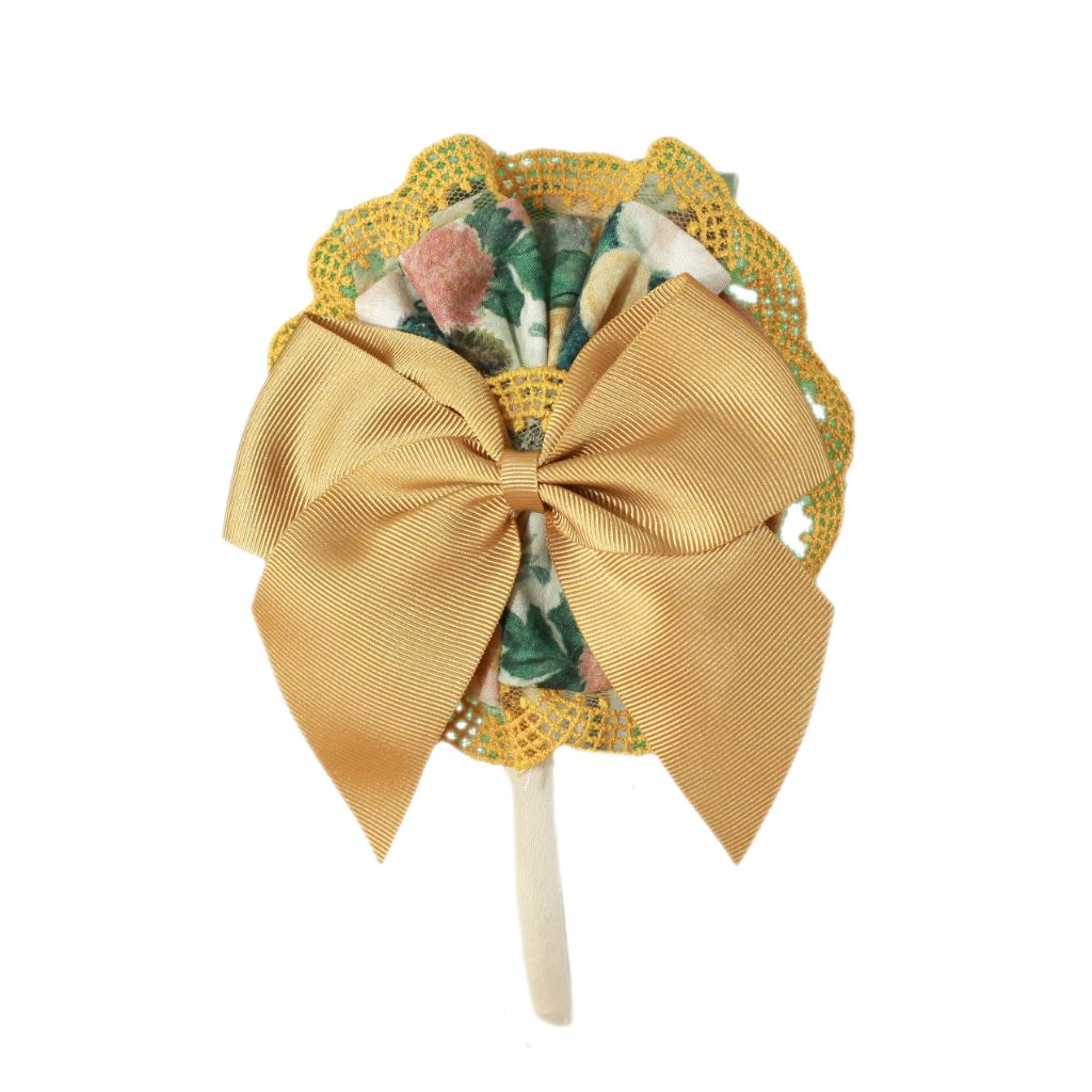 DIADEMA FONDO VERDE ESTAMPADO FLORES CON LAZO SATINADO CAMEL - Menta Moda Infantil