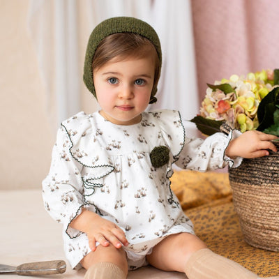 VESTIDO JESUSITO CON VOLANTES ESTAMPADO - Menta Moda Infantil